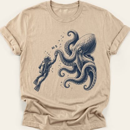 HI 5 — SOFTSTYLE TEE