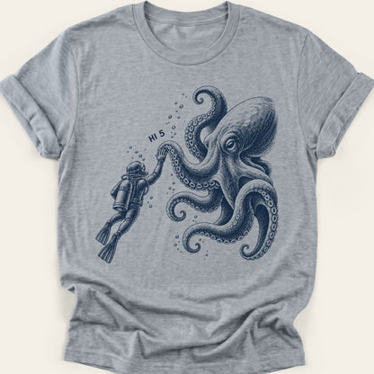 HI 5 — SOFTSTYLE TEE